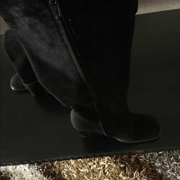 Vintage Gucci boots size 6 - Picture 2 of 4